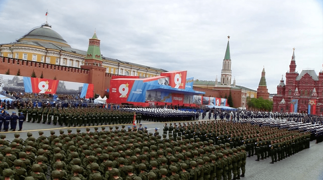 putin celebra dia da vitória com desfile discreto diante da guerra na ucrânia