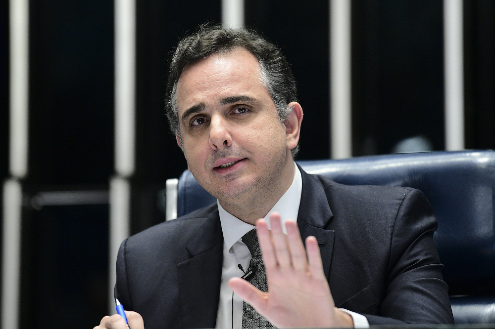 Rodrigo Pacheco sinaliza recuo em Minas e desafia estratégia do PT