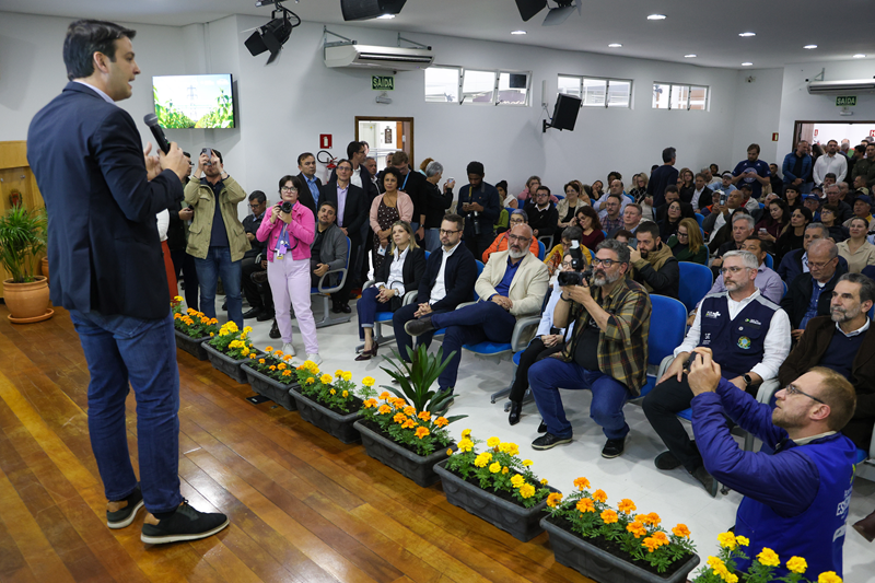 Eduardo Pimentel amplia controle estatal sobre hortas urbanas com R$ 6,9 milhões