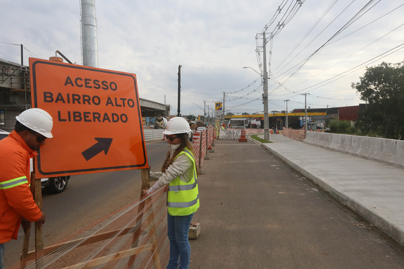 Prefeitura de Curitiba reabre acesso estratégico no Bairro Alto após obras no Viaduto Curitiba-Pinhais