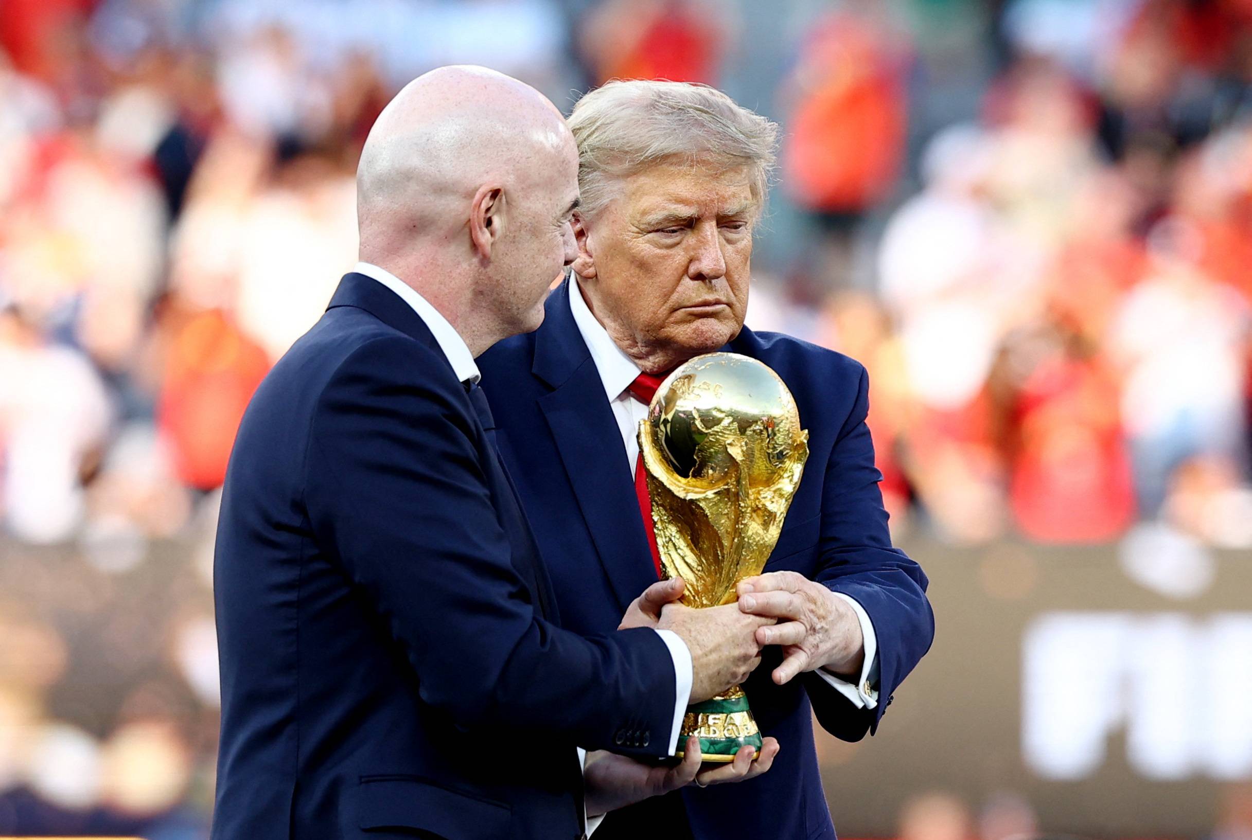 Trump aposta em Infantino para comandar ONU e choca diplomacia