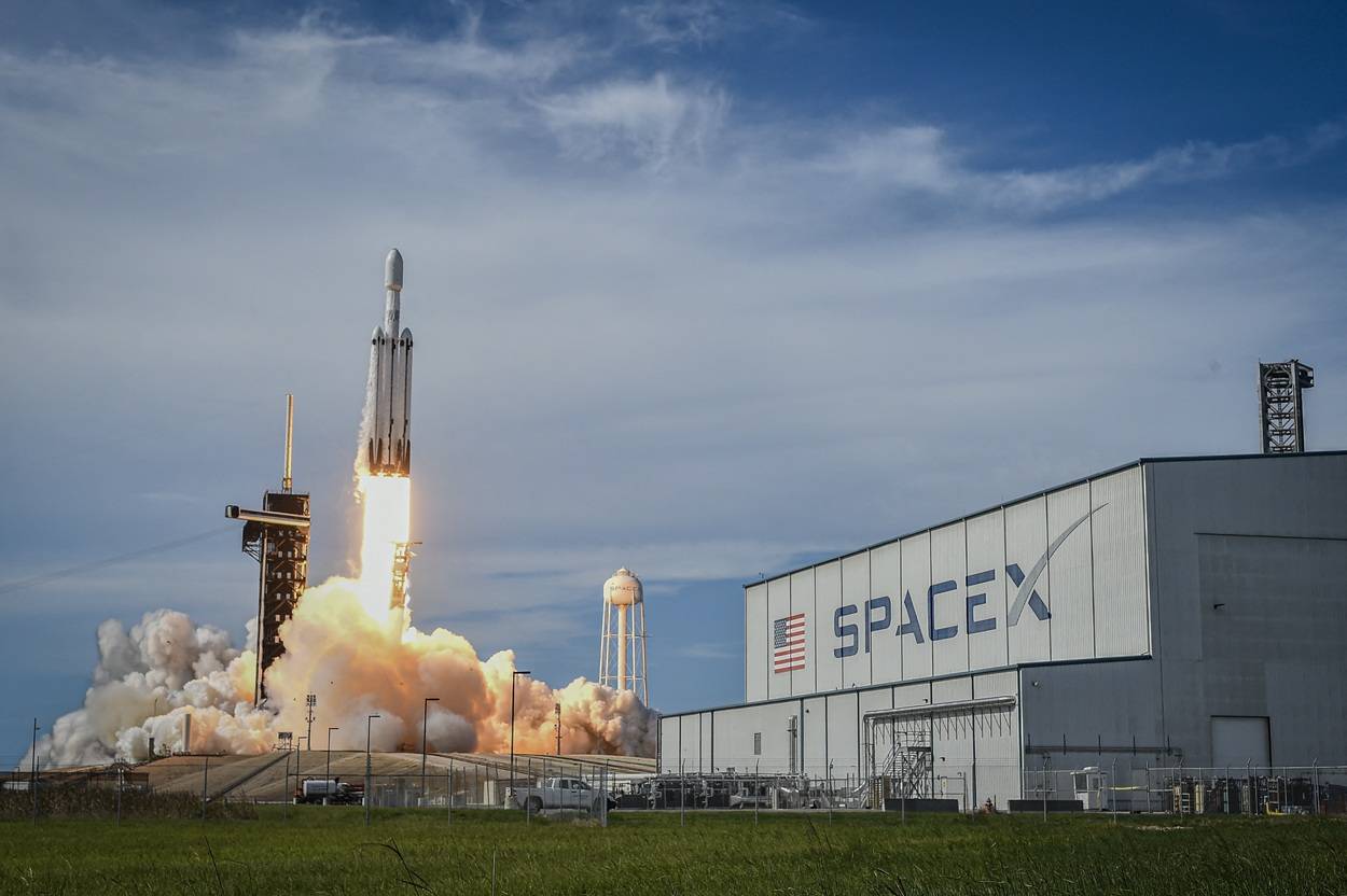 SpaceX insiste: nova tentativa de voo da Starship nesta quinta com motor ajustado