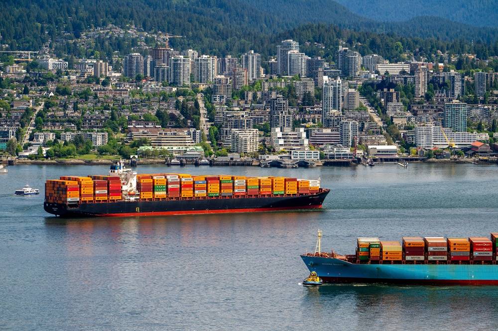 Trump Desencadeia Tarifa de 50% contra Canadá Usando Lei Antiga e Inédita