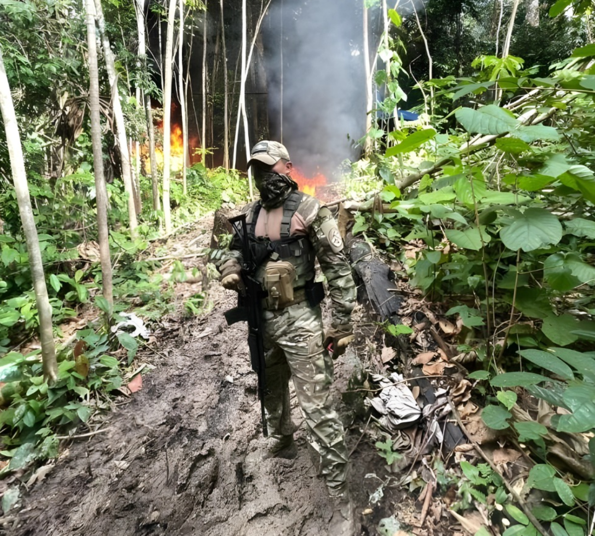 Forças Armadas desmantelam esquema com 14 toneladas de drogas na fronteira amazônica