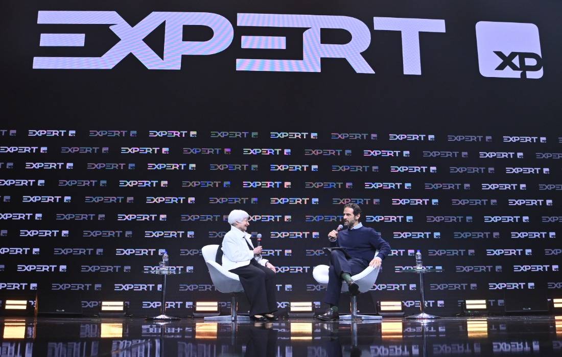 Janet Yellen afirma: dólar segue insubstituível como moeda global