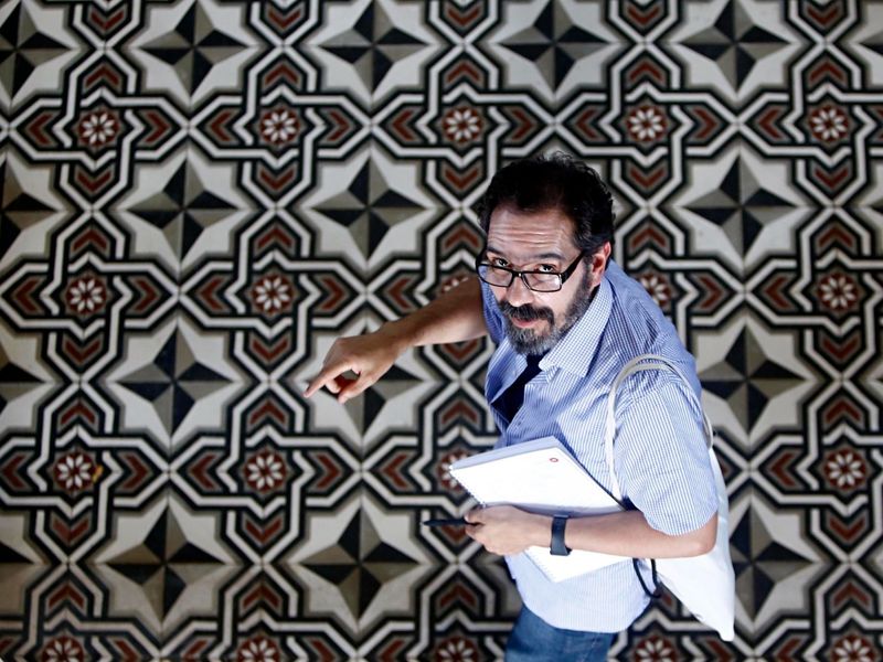 Jornalista José Carlos Fernandes resgata Curitiba em crônicas e provoca reflexão sobre jornalismo urbano