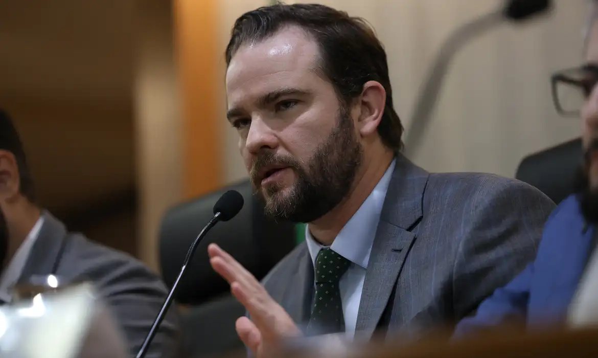 Durigan assume mediação para renegociar dívidas bilionárias do Rio com bancos federais