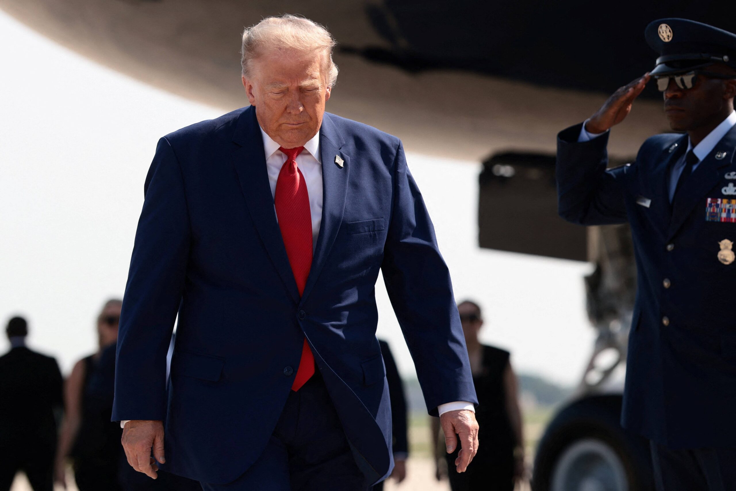 Maioria dos americanos reprova gestão econômica de Trump e sente piora financeira