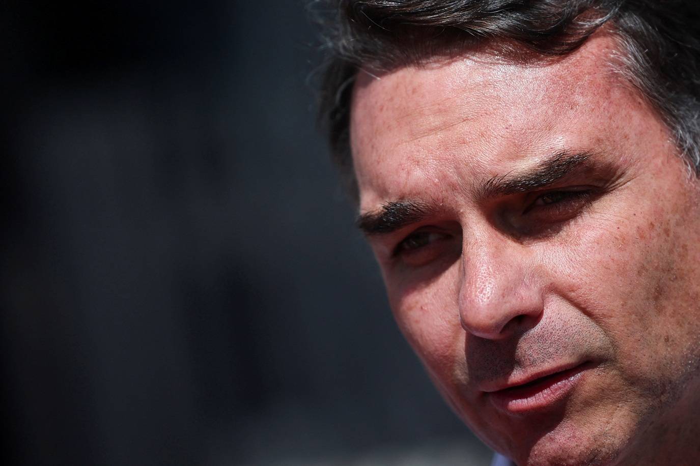 Flávio Bolsonaro denuncia aumento absurdo de imposto na reforma do IVA