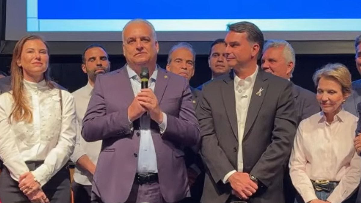 Vice de Flávio Bolsonaro tem histórico controverso com Lulinha e Renan Filho