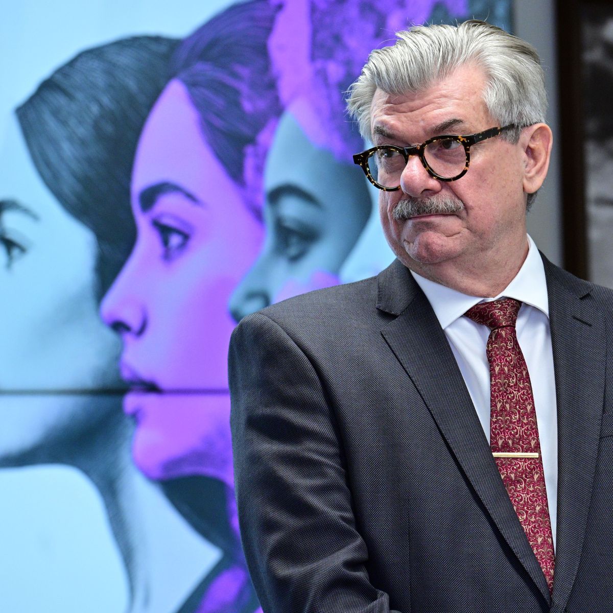 STJ Dá Golpe Inédito e Condena Ministro Marco Buzzi à Perda do Cargo