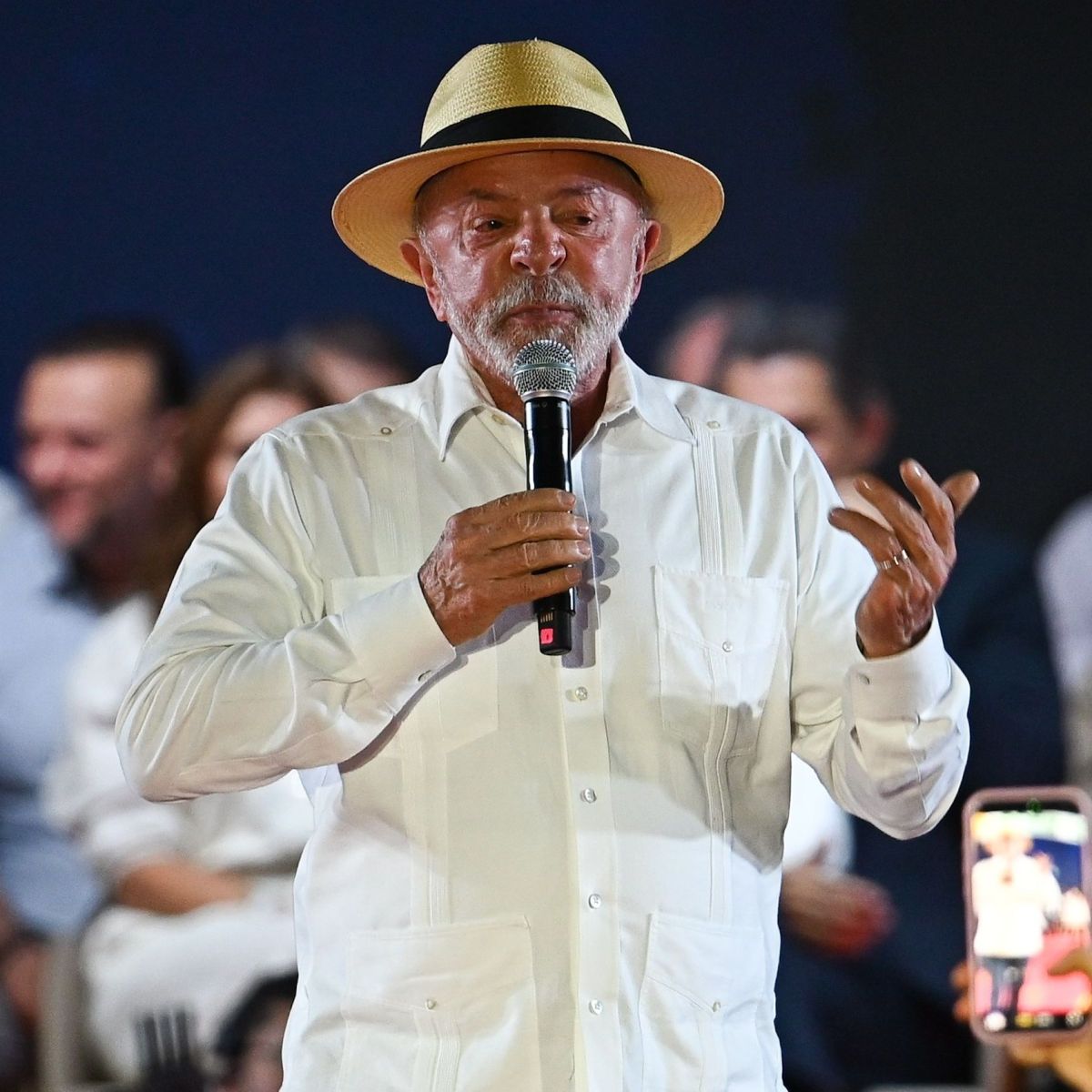 Avaliação negativa do governo Lula se mantém em 43%, revela pesquisa Nexus/BTG