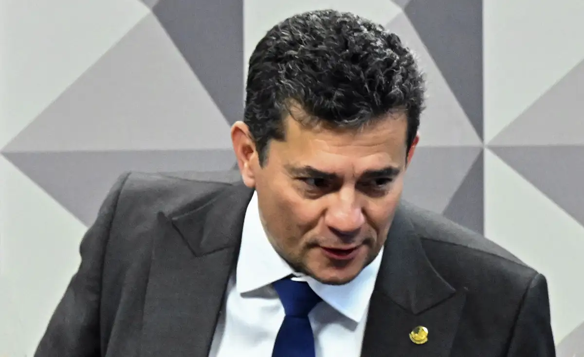 Moro aciona justiça por R$ 100 mil contra Ex-Juíza que o acusou de agressão