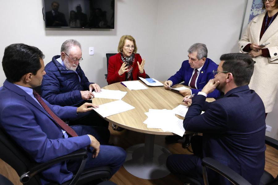 Assembleia aprova projetos para doenças raras e tirzepatida no SUS em pauta polêmica