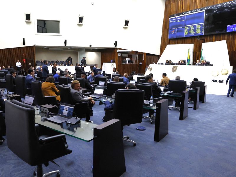 Assembleia do Paraná endurece controle e aprova LDO 2027 com 81 emendas