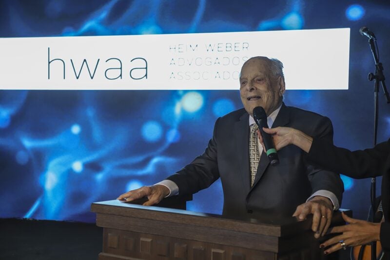 OAB-PR lança Espaço Cidadania em Curitiba e homenageia Paulo Pimentel