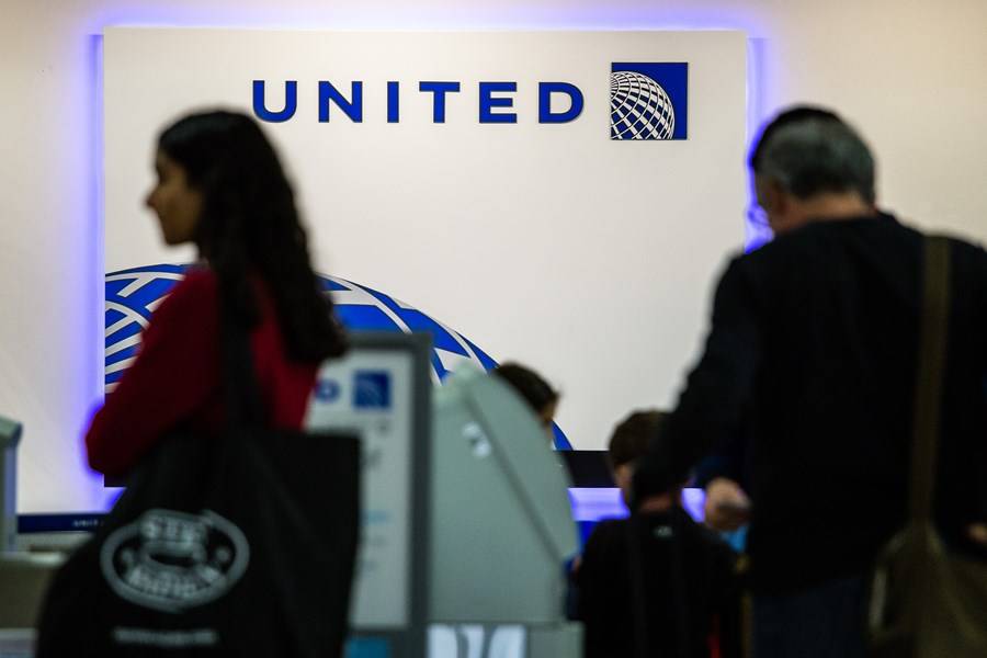 CEO da United Airlines desmente vingança e mira expansão agressiva com IA e rotas internacionais