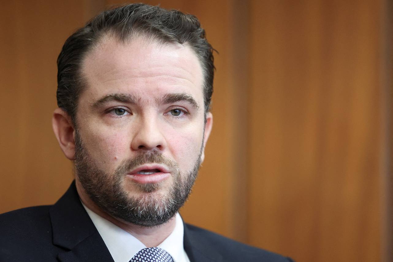 Durigan desmente crise no varejo e culpa juros pelo freio no consumo