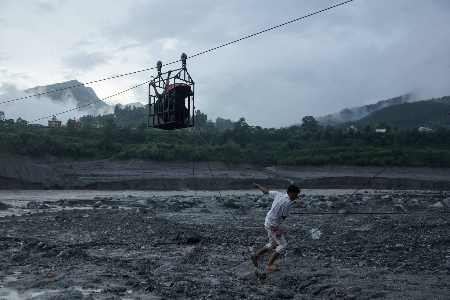 Nepal pressiona por sistema de alerta após tragédia na fronteira com China