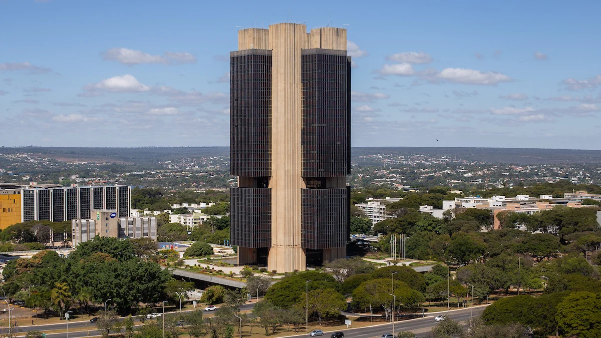 Mercado ajusta para baixo projeções do PIB até 2028