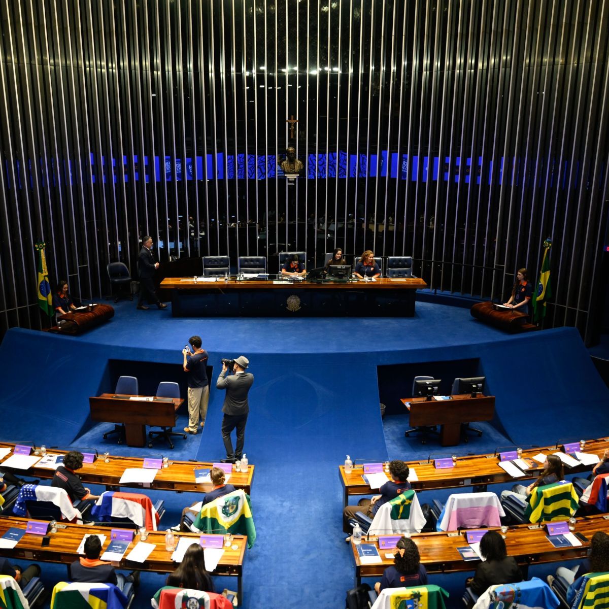Oposição trava fim da 6×1 no Senado, governistas só avançam com vitória segura