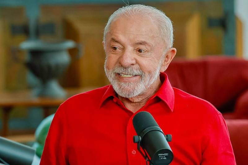 Lula cancela debate e opta por entrevista no podcast Flow
