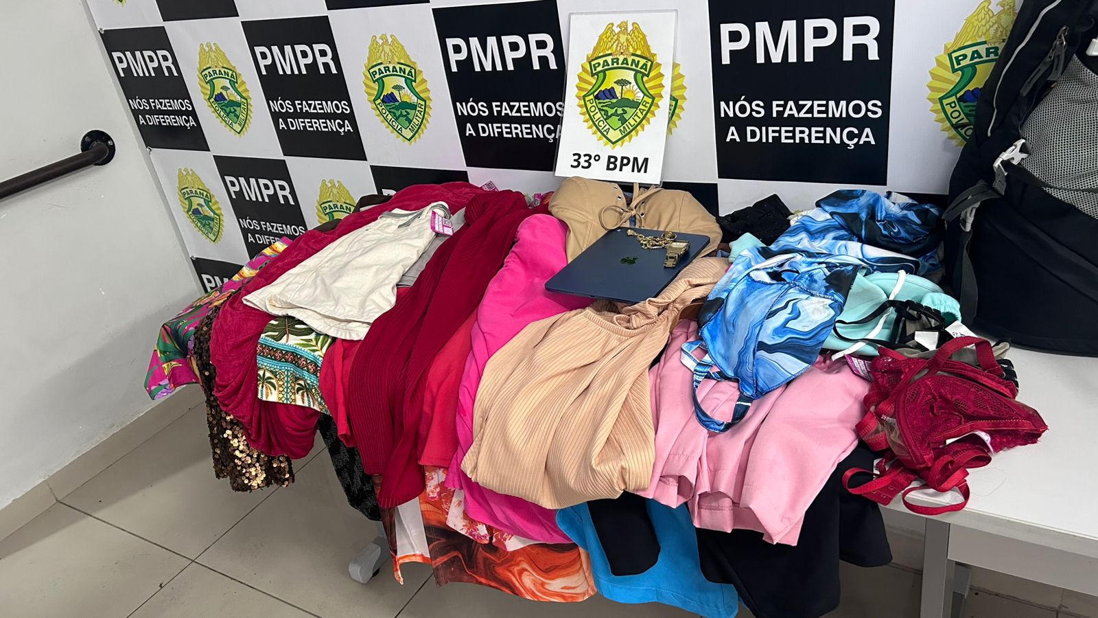 Casal é preso com produtos furtados no centro de Curitiba e expõe insegurança urbana