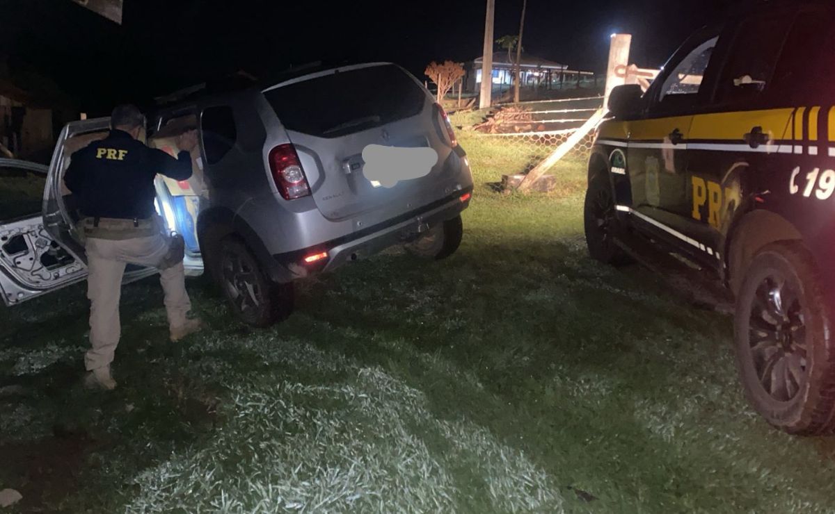 Motorista desafia PRF em fuga de 10 km e abandona carga de cigarros contrabandeados