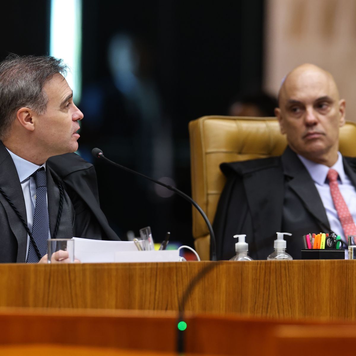 STF enfrenta disputa entre Moraes e Mendonça por acusações de abuso