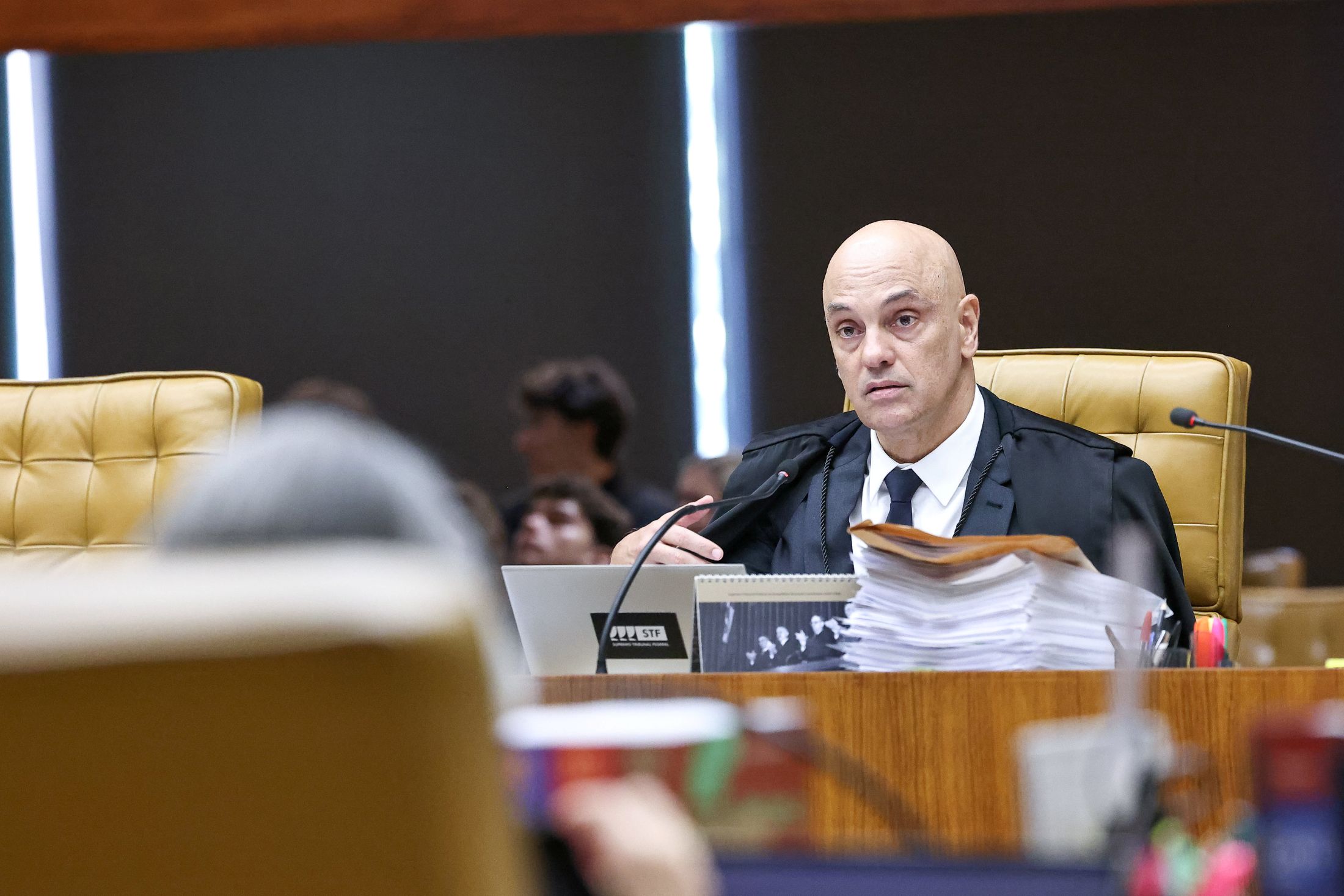 Moraes se declara impedido em ação envolvendo sua esposa e Lulinha