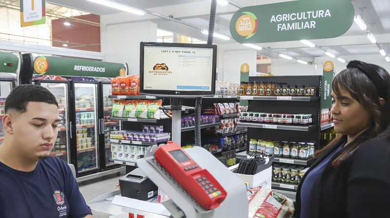 Prefeitura de Curitiba reduz preços de alimentos básicos na Semana da Economia
