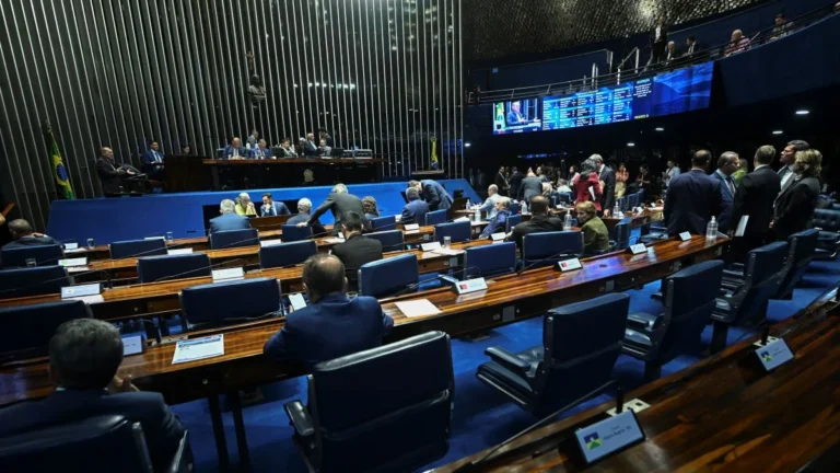 Senado trava impeachment de Alexandre de Moraes apesar de denúncias