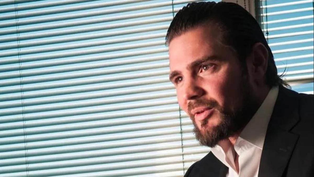 Mensagens revelam tratamento próximo a Daniel Vorcaro por políticos