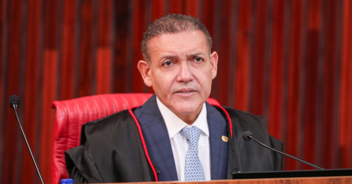 Nunes Marques exige relatório da Meta sobre ‘Exército do Lula’