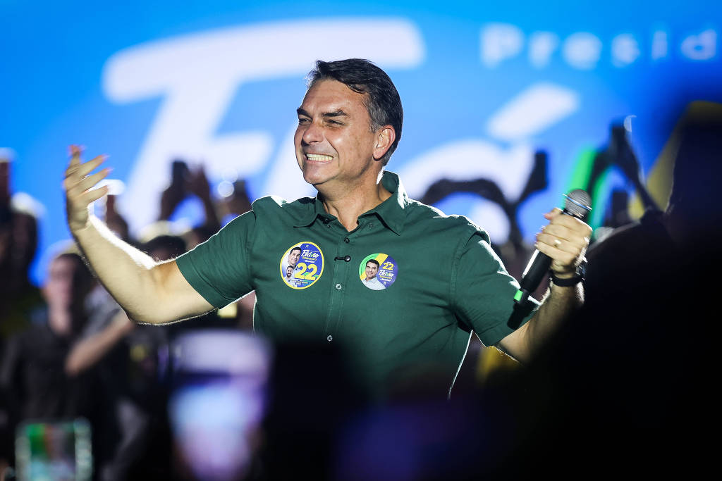 Pesquisa Veritá indica Flávio Bolsonaro com 51,3% dos votos válidos no 2º turno