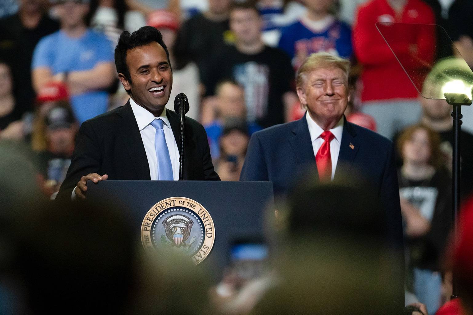 Trump apoia anúncio controverso de aliado em Ohio e intensifica disputa nas Midterms