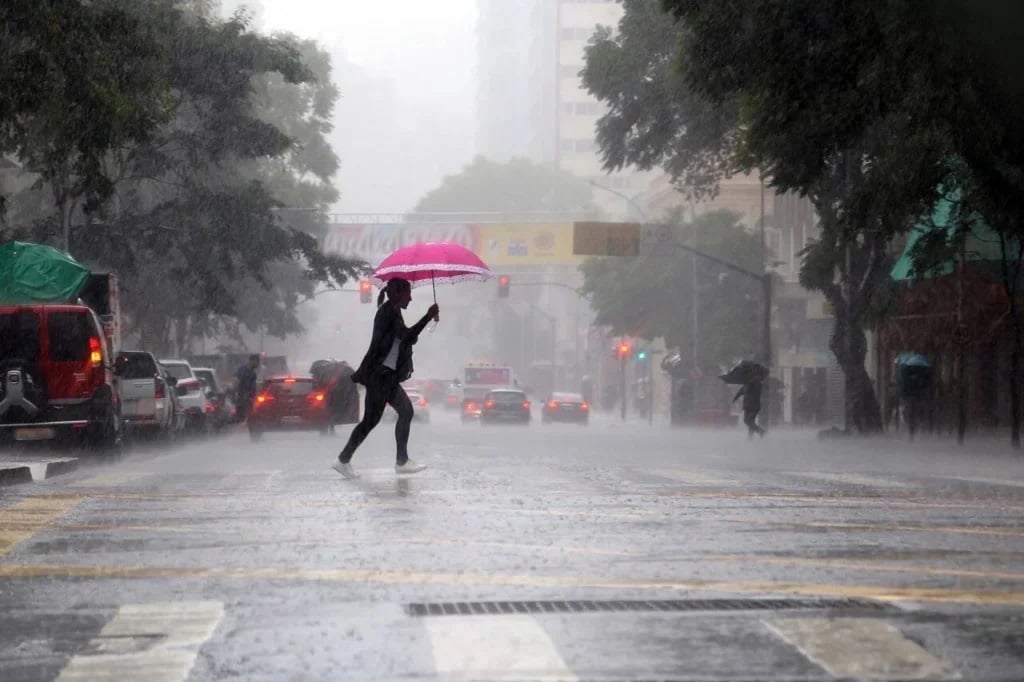 Curitiba terá chuva diária durante esta semana, aponta Simepar