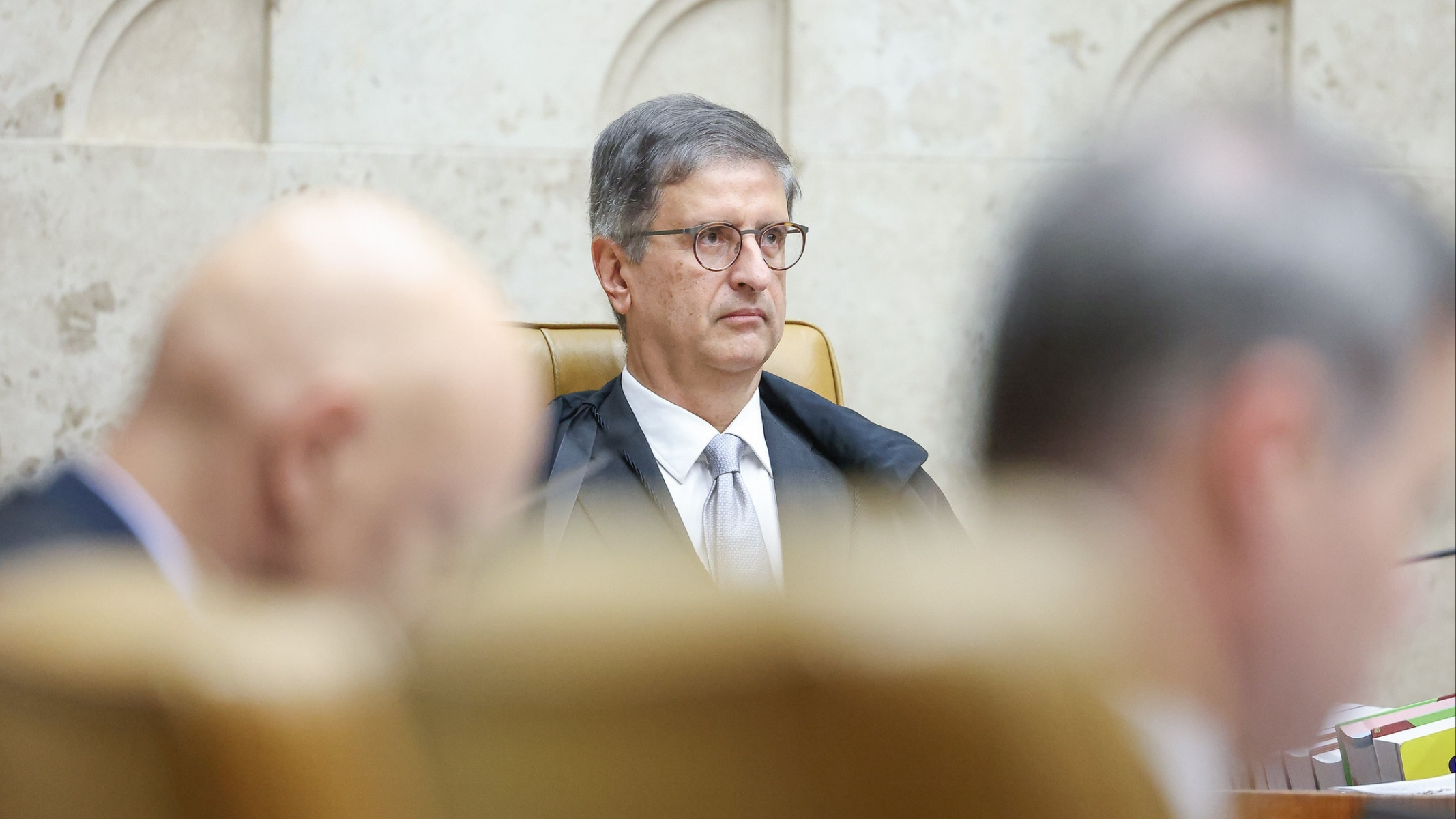 PGR defende manutenção de prisões no caso Banco Master e atribui decisão urgente a Fachin