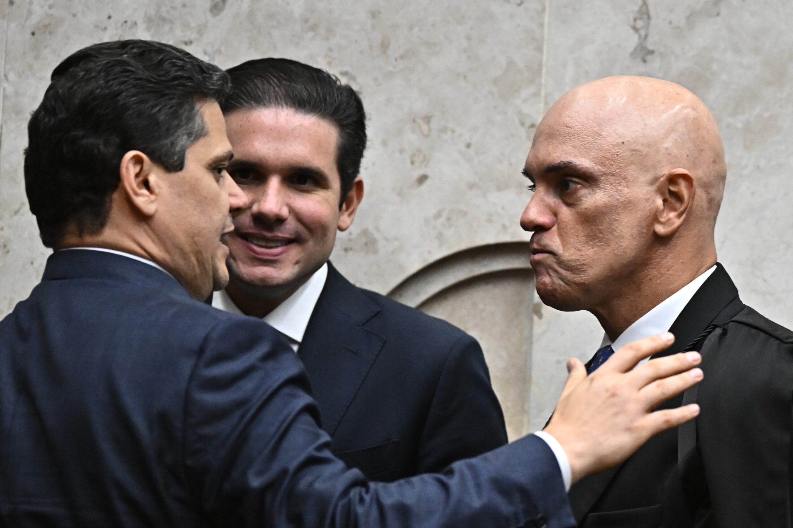 Senadores eleitos em 2026 e o apoio ao impeachment de ministros do STF