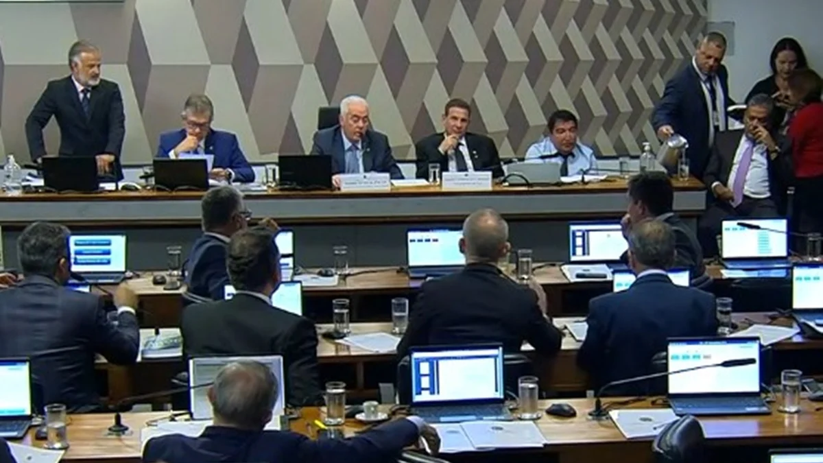 CCJ do Senado aprova PEC da Segurança e envia texto ao plenário