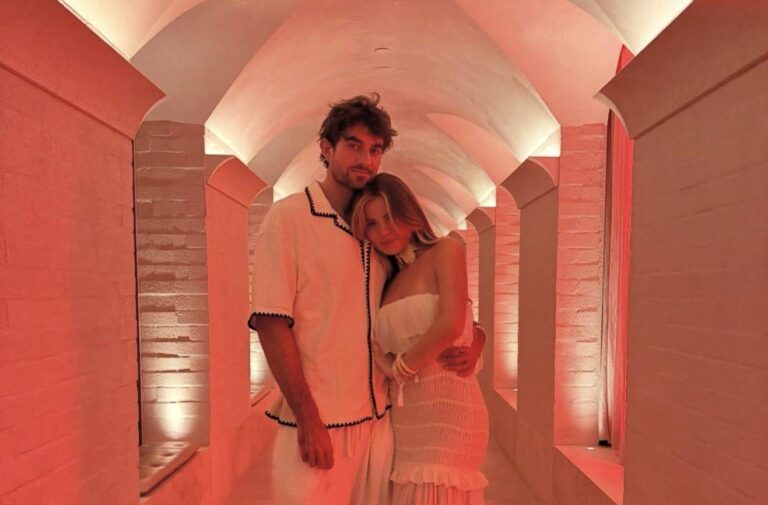 Conor Kennedy, sobrinho-neto de JFK, casa-se com a cantora Giulia Be no Rio