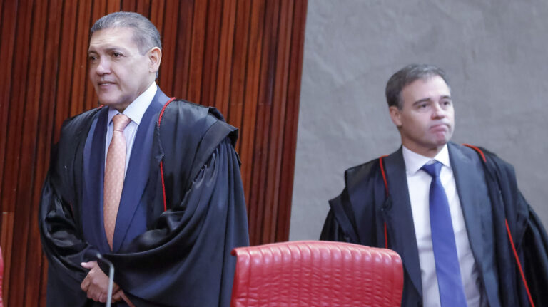 Aliados de Lula intensificam críticas a Kassio Nunes Marques e André Mendonça