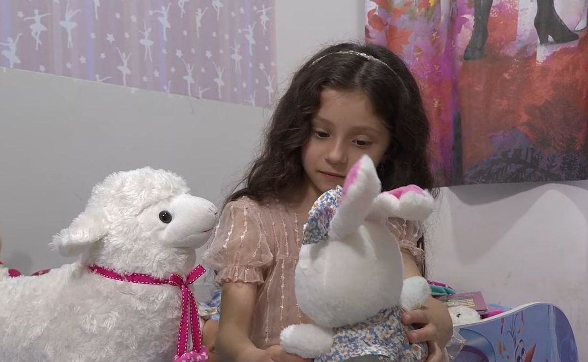 Sarah vence leucemia e retoma infância em Ponta Grossa