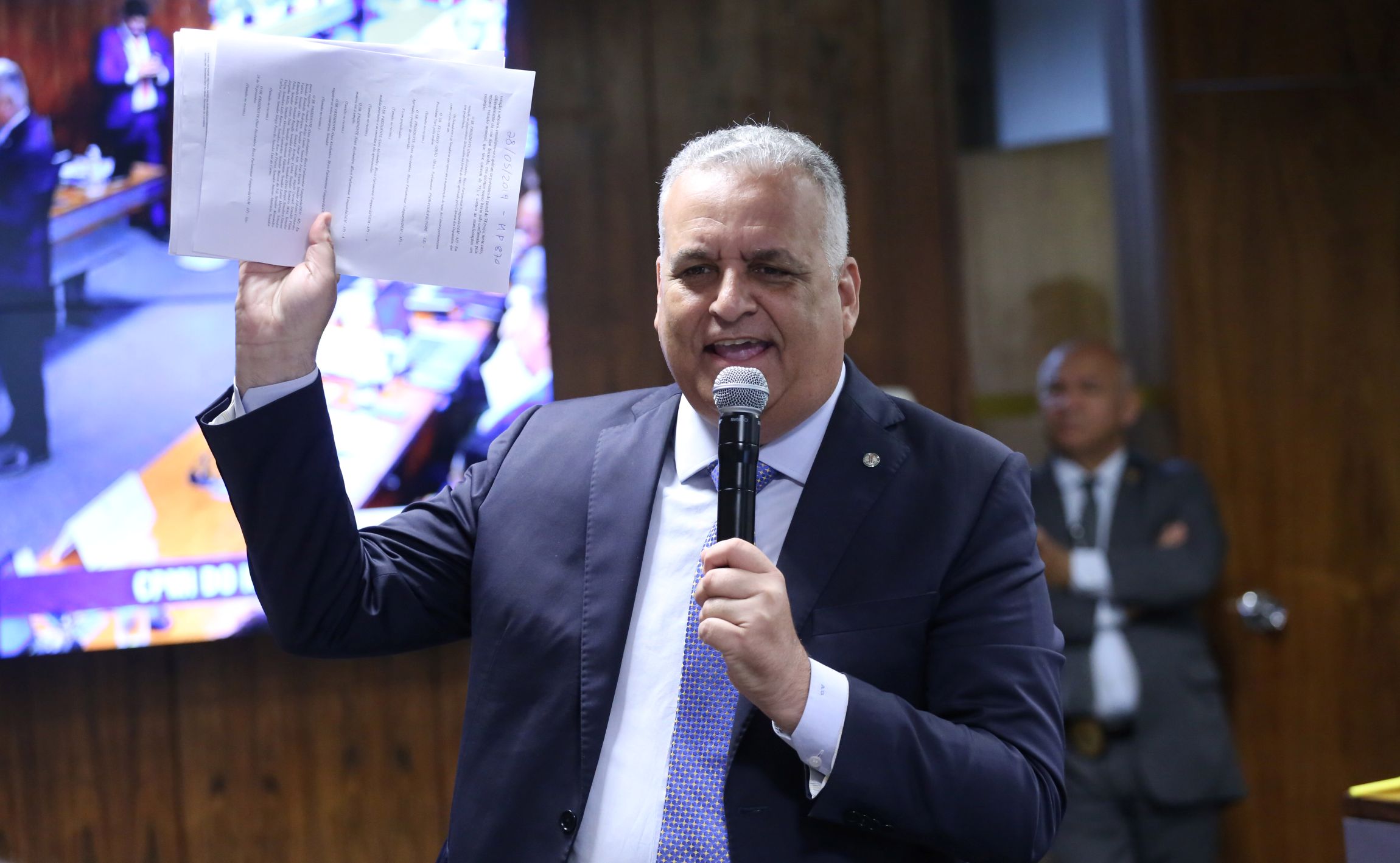 Gilmar Mendes arquiva investigação contra vice de Flávio Bolsonaro por suposto estupro
