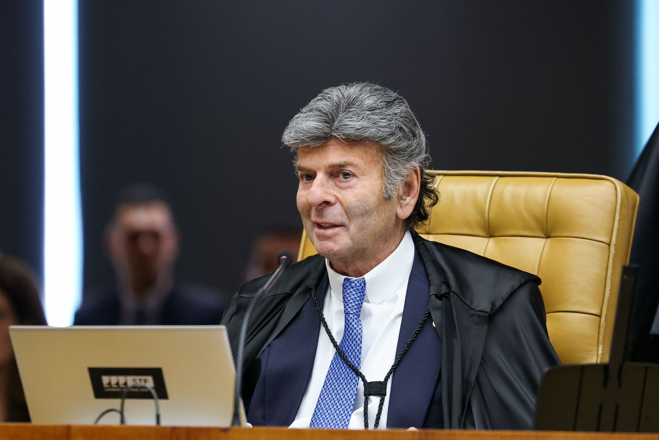 Fux determina acesso integral a inquéritos sobre fake news e milícias digitais