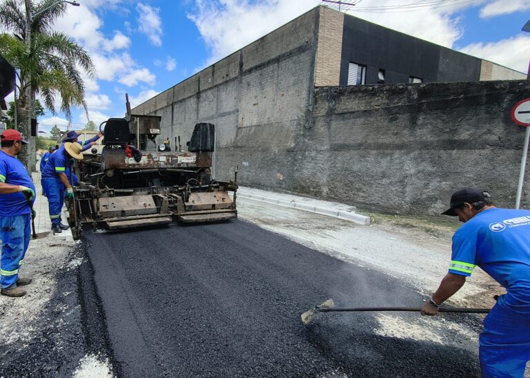 São José dos Pinhais finaliza obra de drenagem na Rua Benedito Afonso Camargo