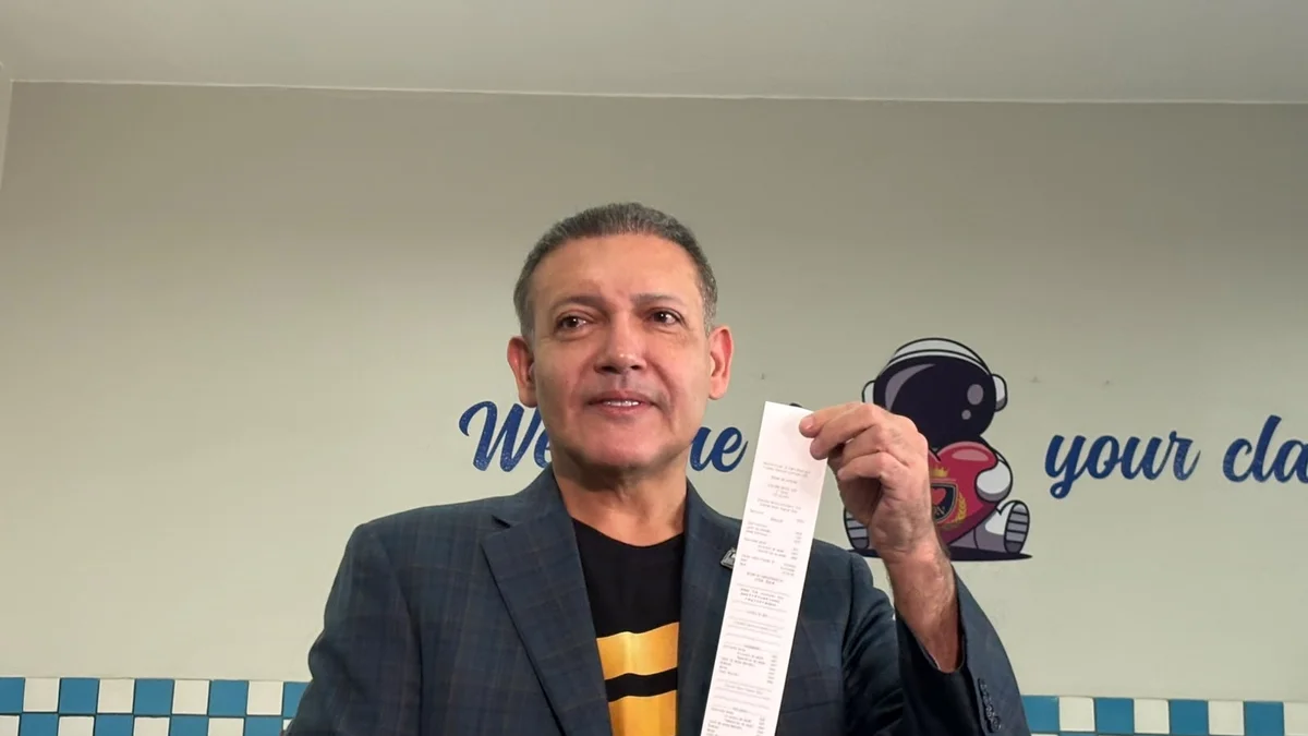Presidente do TSE inicia votação do 2º turno das eleições