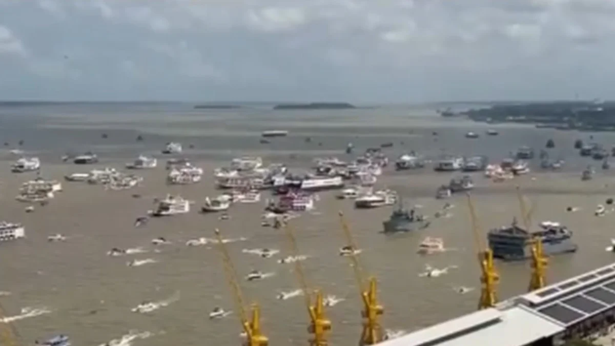 Romaria Fluvial reúne fiéis em homenagem a Nossa Senhora de Nazaré