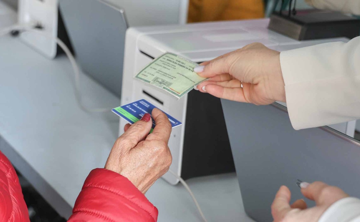 Paraná emite 115 mil carteiras para idosos com direito a viagens gratuitas